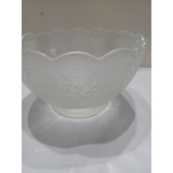 Replacement Vintage Frosted Scalloped Etching Glass Light Lamp Shade 3.5 Open - Picture 5 of 12